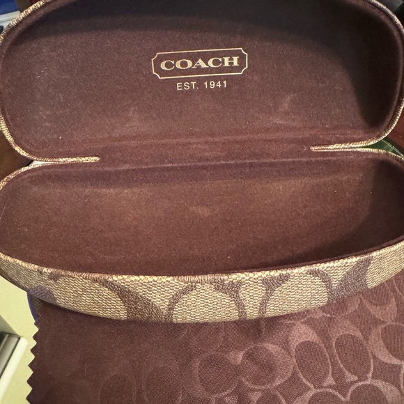 ⭐️Coach Signature Logo Case - Picture 2 of 2